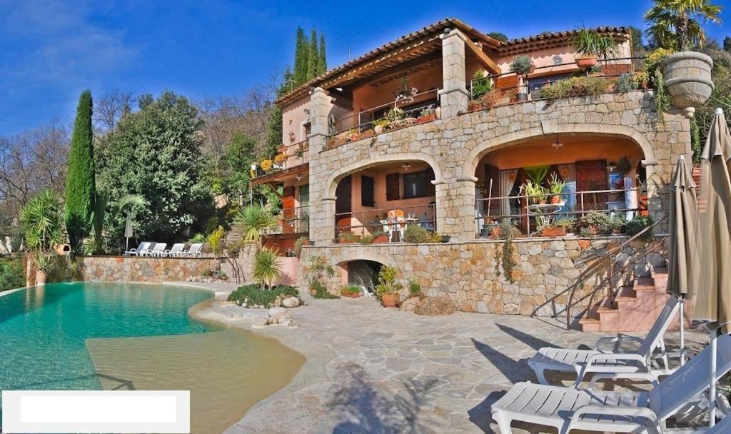 Locaspera Apartment Speracedes Exterior photo